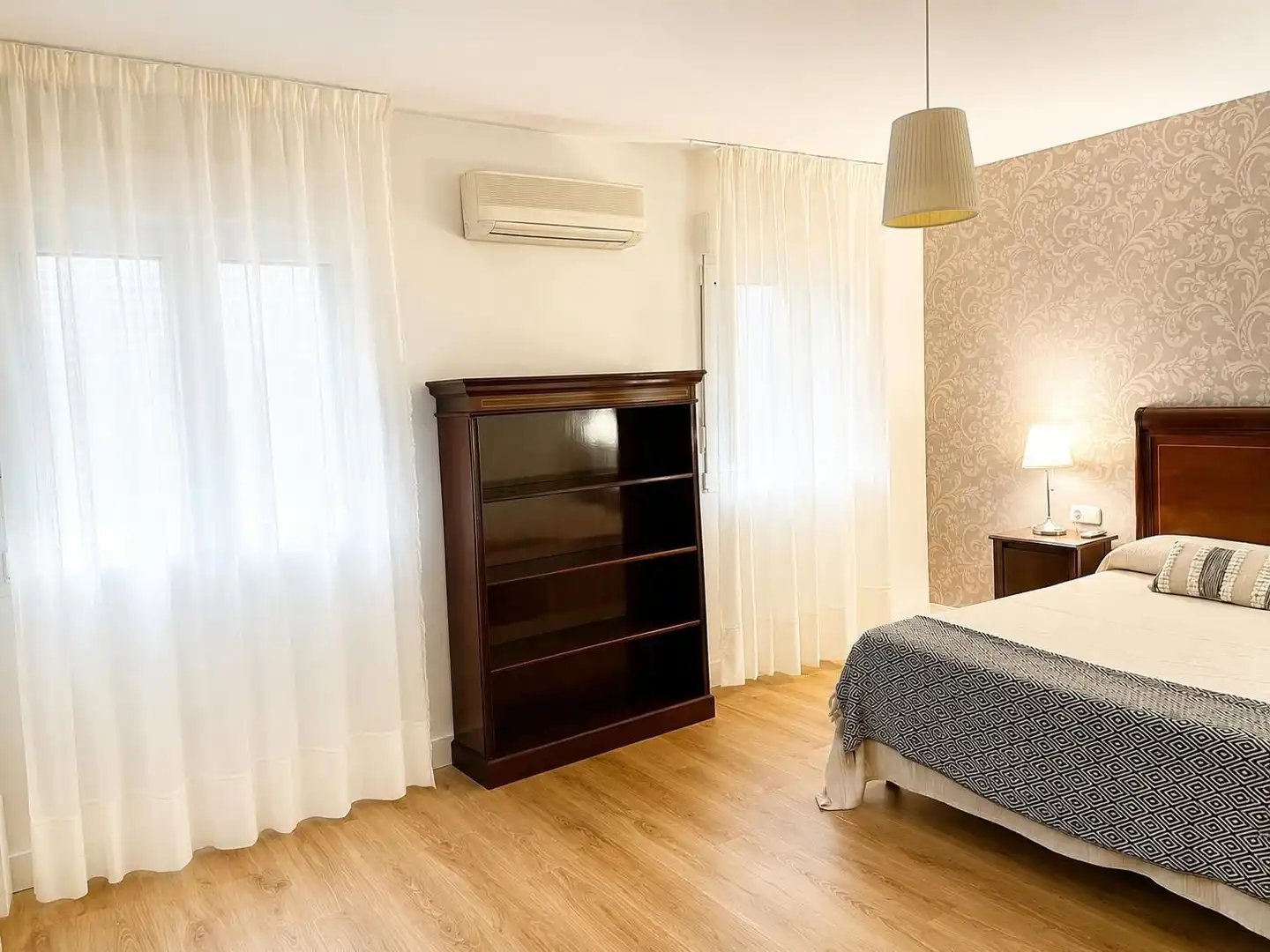 Schlafzimmer von Wohnung zur Miete in Mérida
