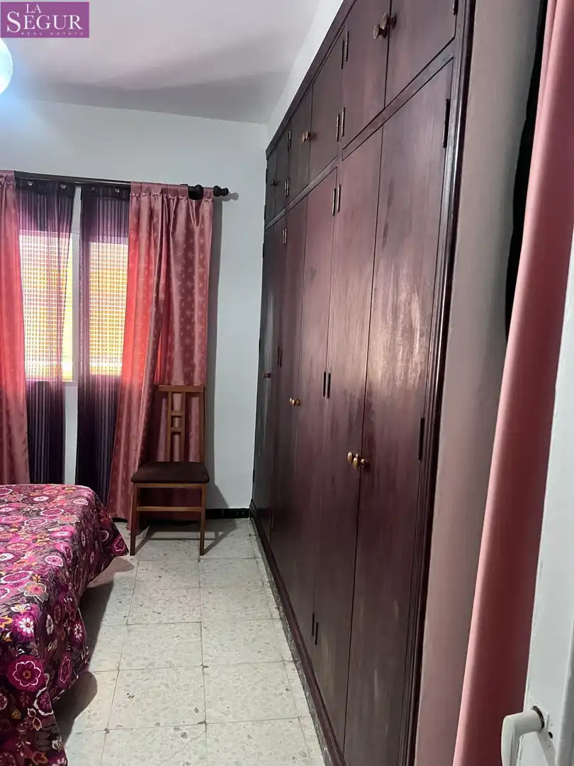 Dormitori de Casa o xalet en venda en Vejer de la Frontera amb Jardí privat