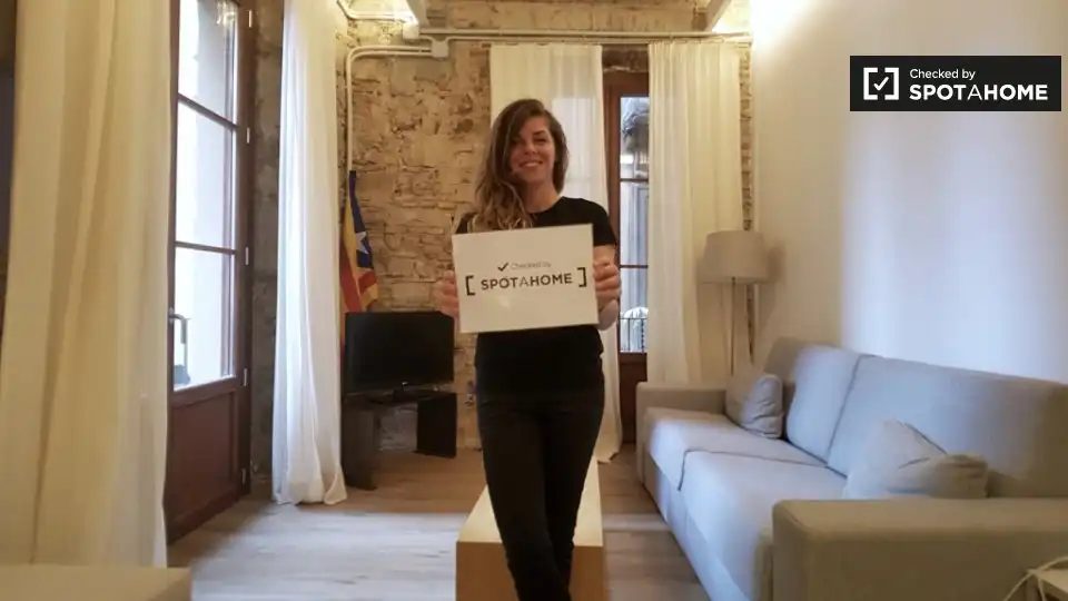 Appartamento con terrazza in affitto a Ciutat Vella, imagen 2