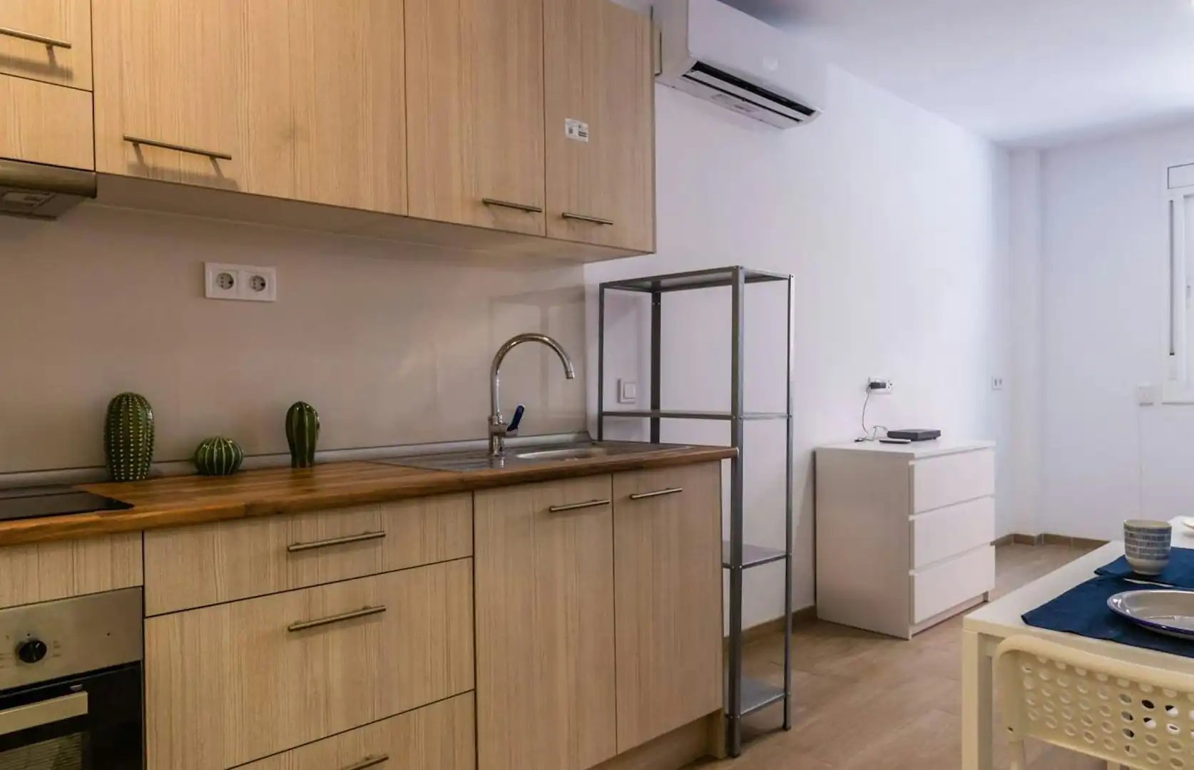Kitchen of Flat for rent in Barcelona  with Air Conditioner, Heating and Furnished