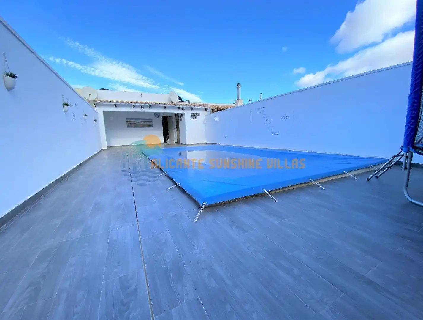 Casa adosada en venta en Salinas