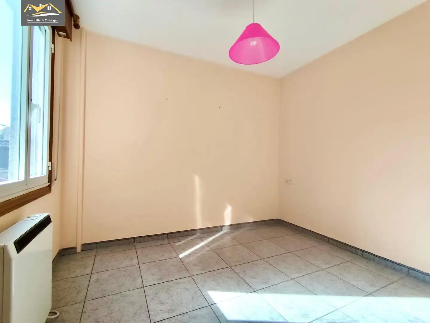 Bedroom of Flat for rent in Verín  with Heating, Terrace and Furnished