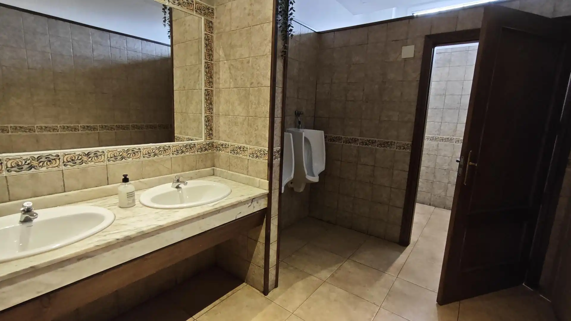 Business premises for sale in 45 Calle Vicente Aleixandre, imagen 31