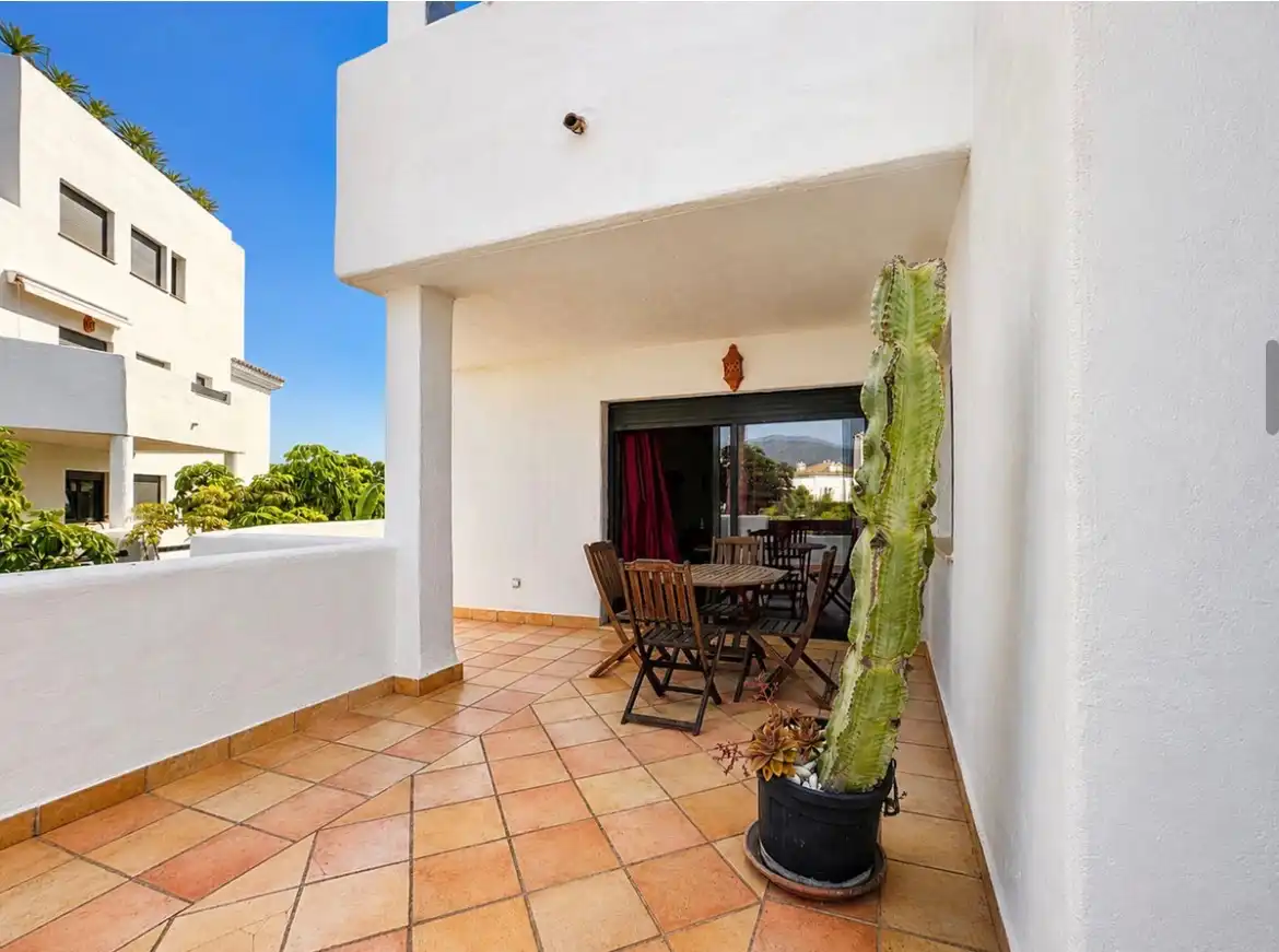 Flat with pool for sale in Selwo, imagen 16