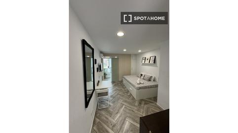 Foto 2 de Estudi per a compartir a El Pinillo, Málaga