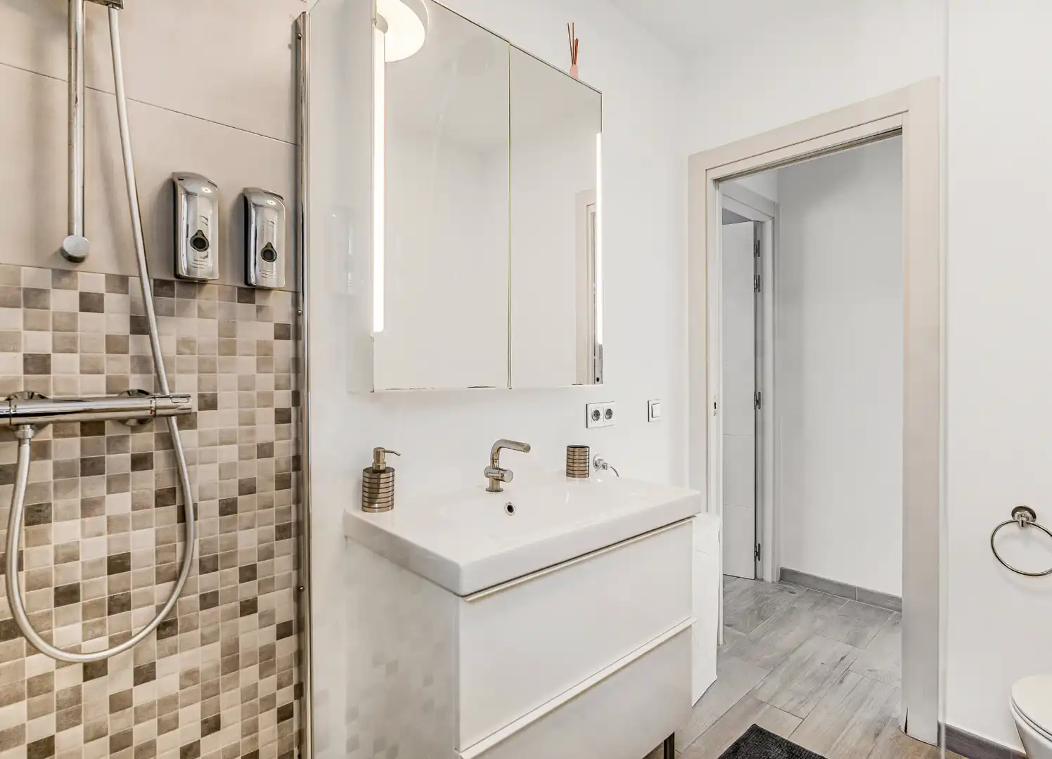 Chalet con terraza en venta en Las Chapas - El Rosario, imagen 27