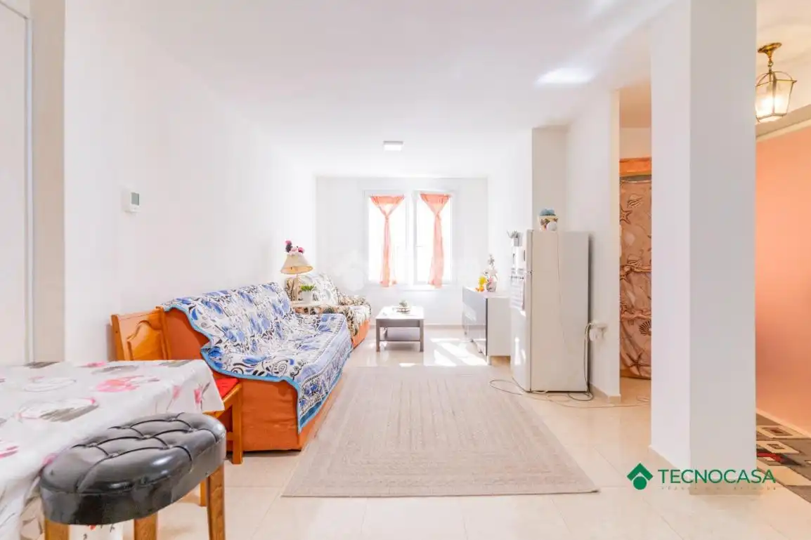 Sala de estar de Piso en venta en Roquetas de Mar