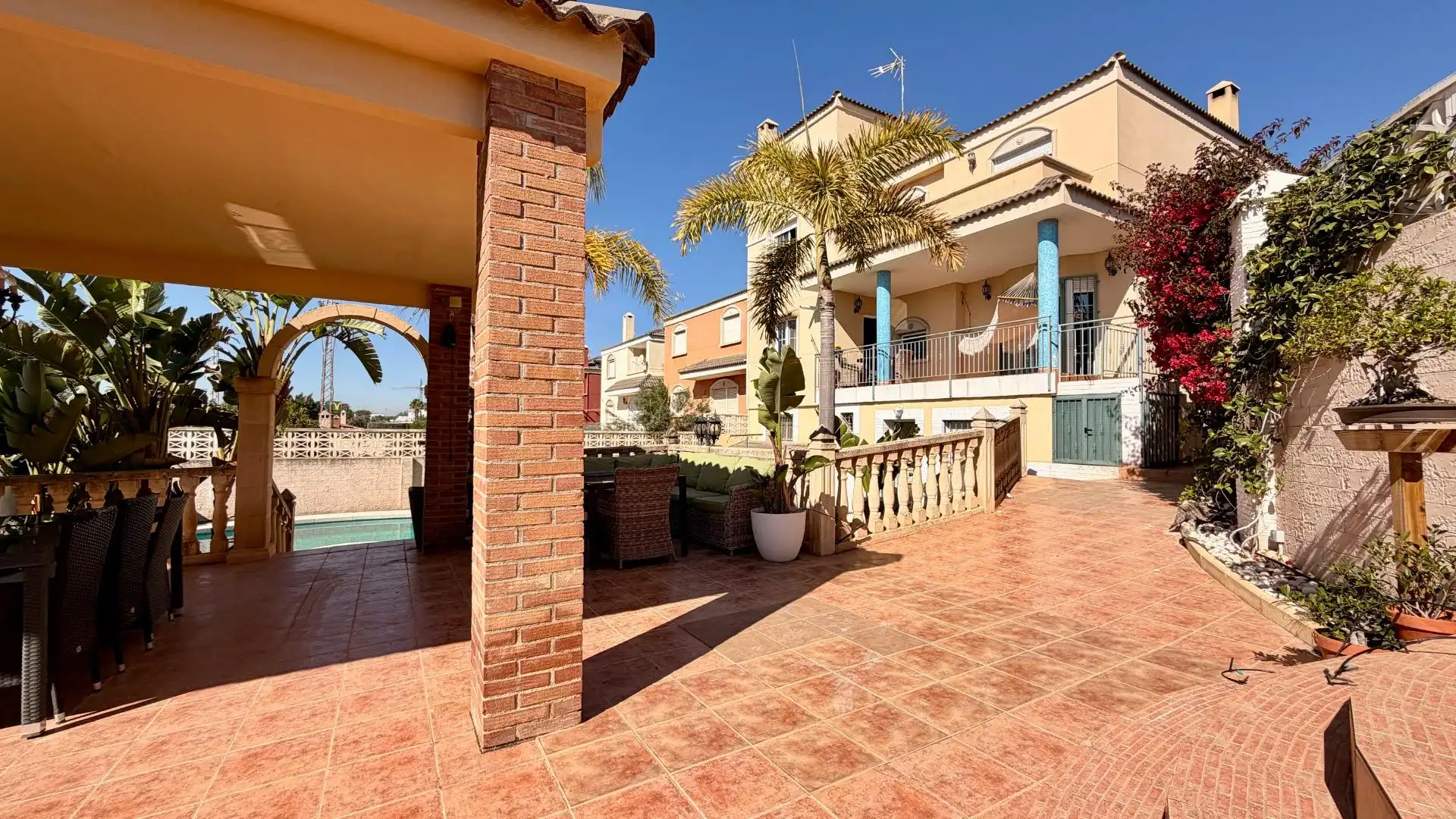 Exterior view of Houses for sale in Elche / Elx  with Air Conditioner, Heating and Terrace