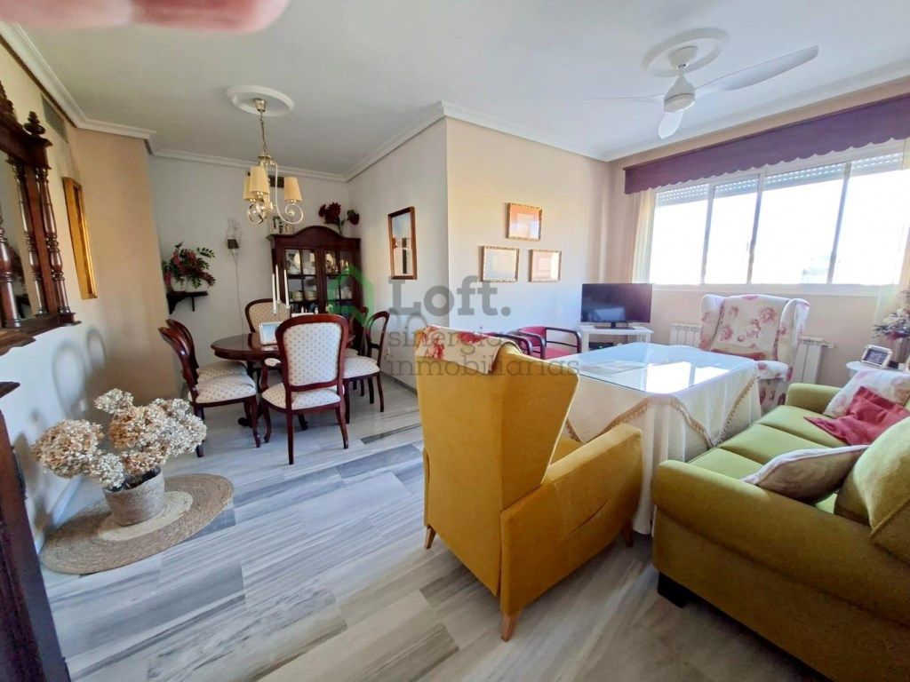 Living room of Flat for sale in Badajoz Capital  with Air Conditioner and Heating