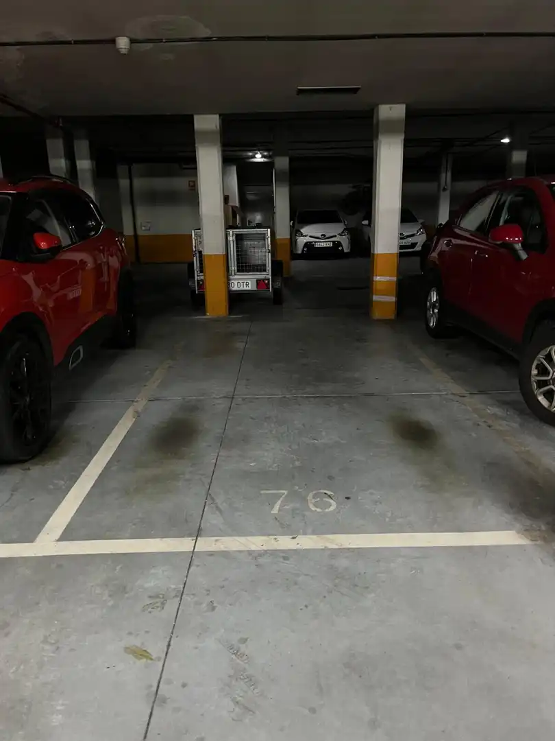 Garage zur Miete in Gijón , Asturias