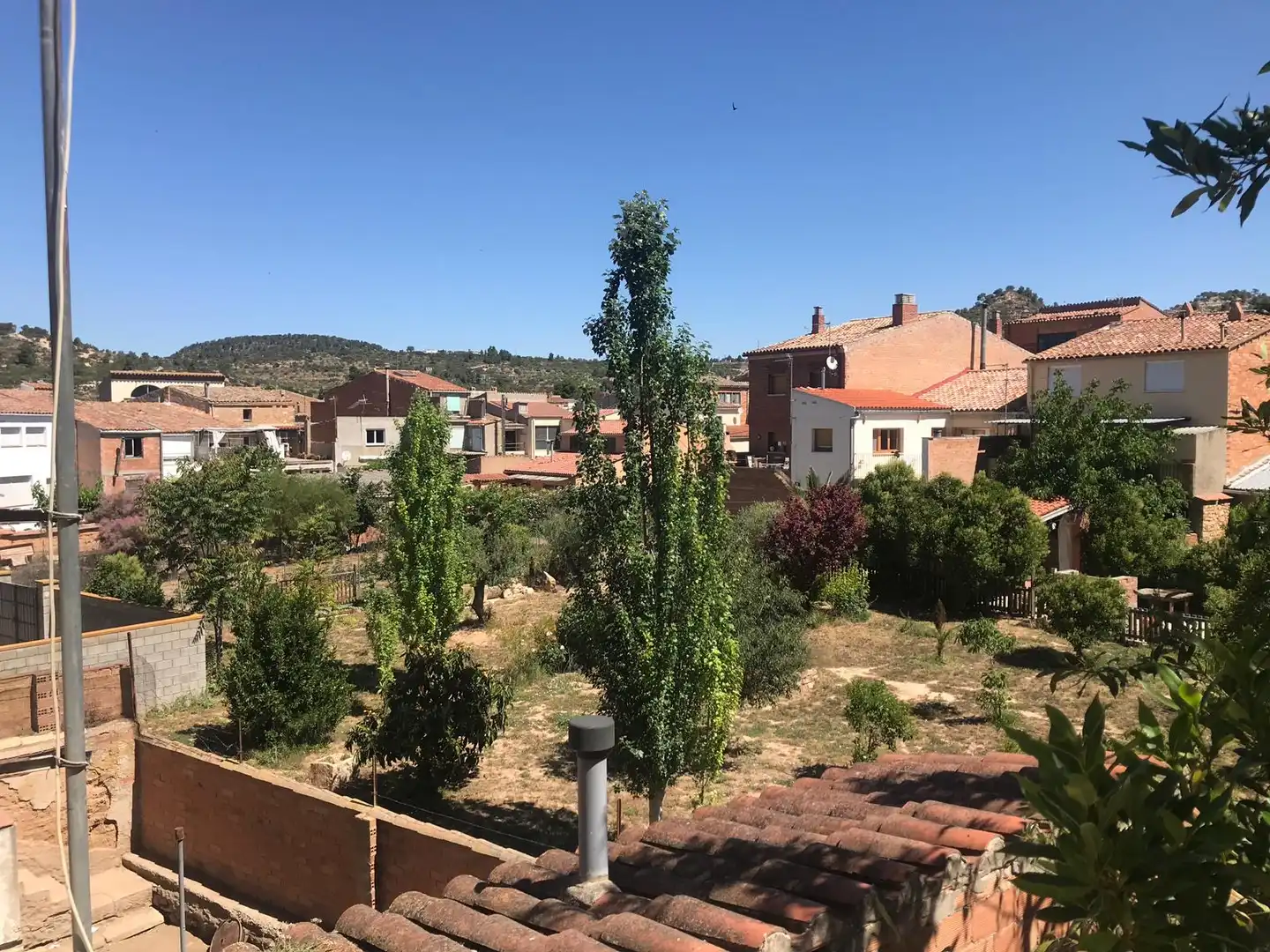 Vista exterior de Casa o xalet en venda en Cervià de Les Garrigues amb Calefacció, Jardí privat i Balcó