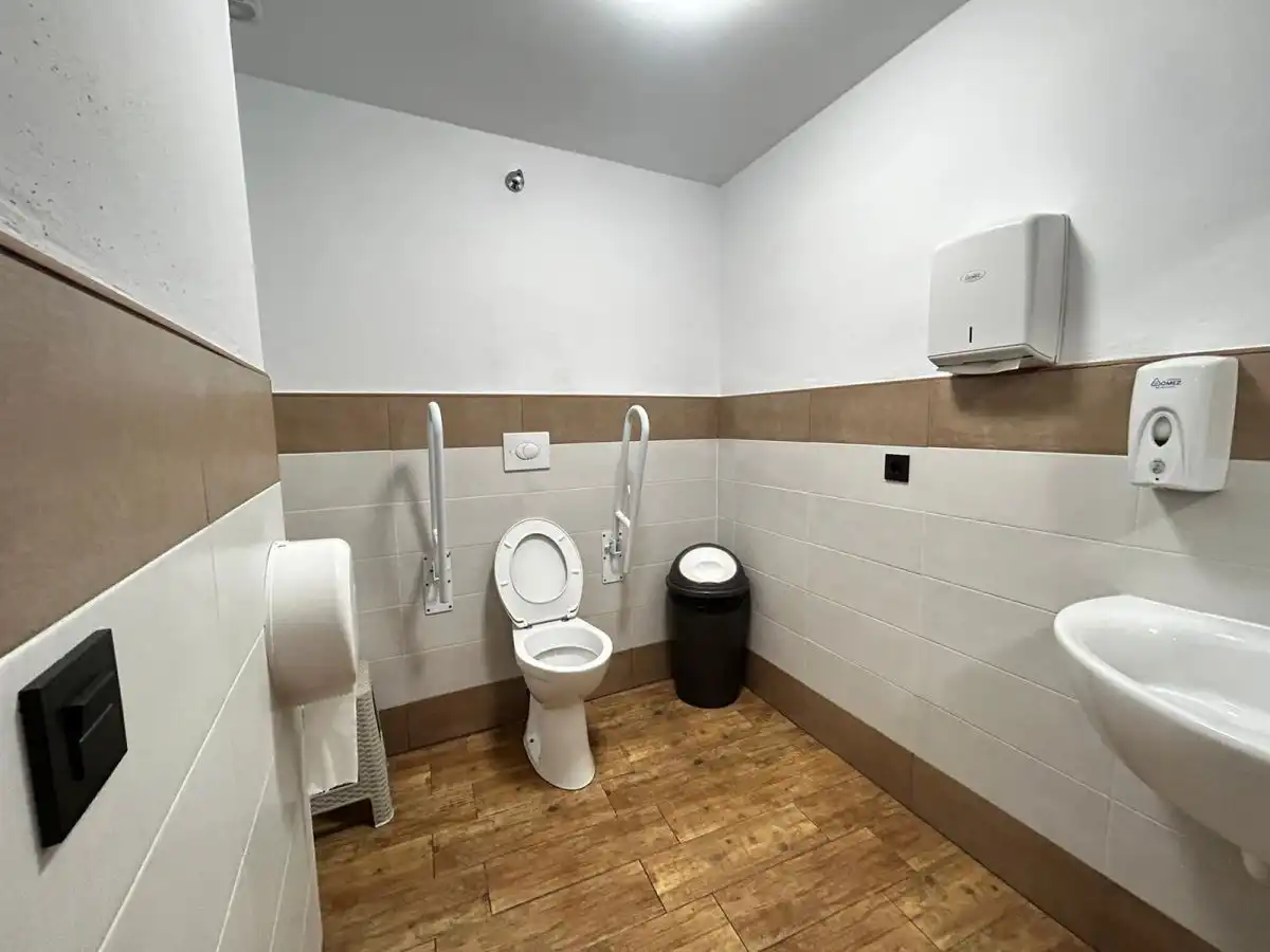 Baño de Edificio en venta en Pozohondo