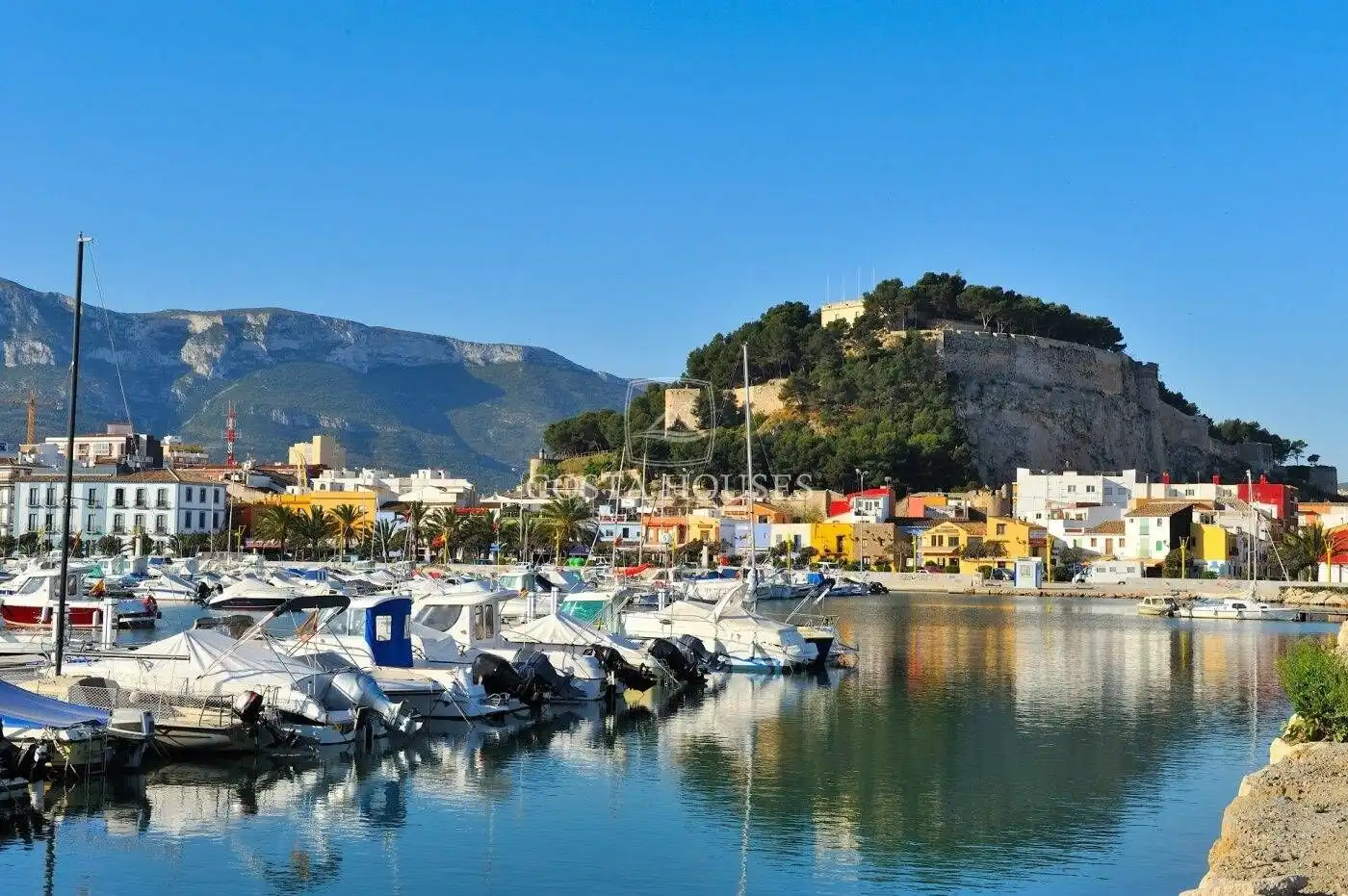 Exterior view of Houses for sale in Dénia  with Air Conditioner, Private garden and Terrace