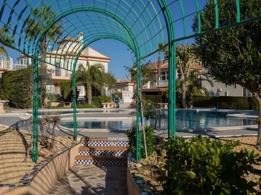 Casa a schiera con piscina in vendita a Calle Peñalara 8, imagen 5