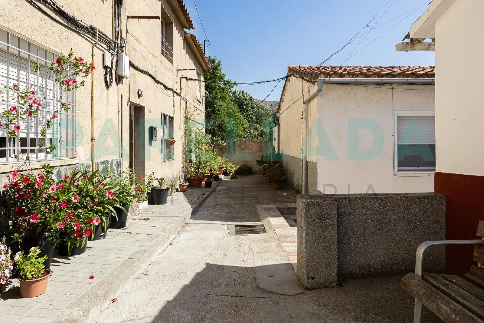 Vista exterior de Casa o chalet en venta en Tiana con Parquet