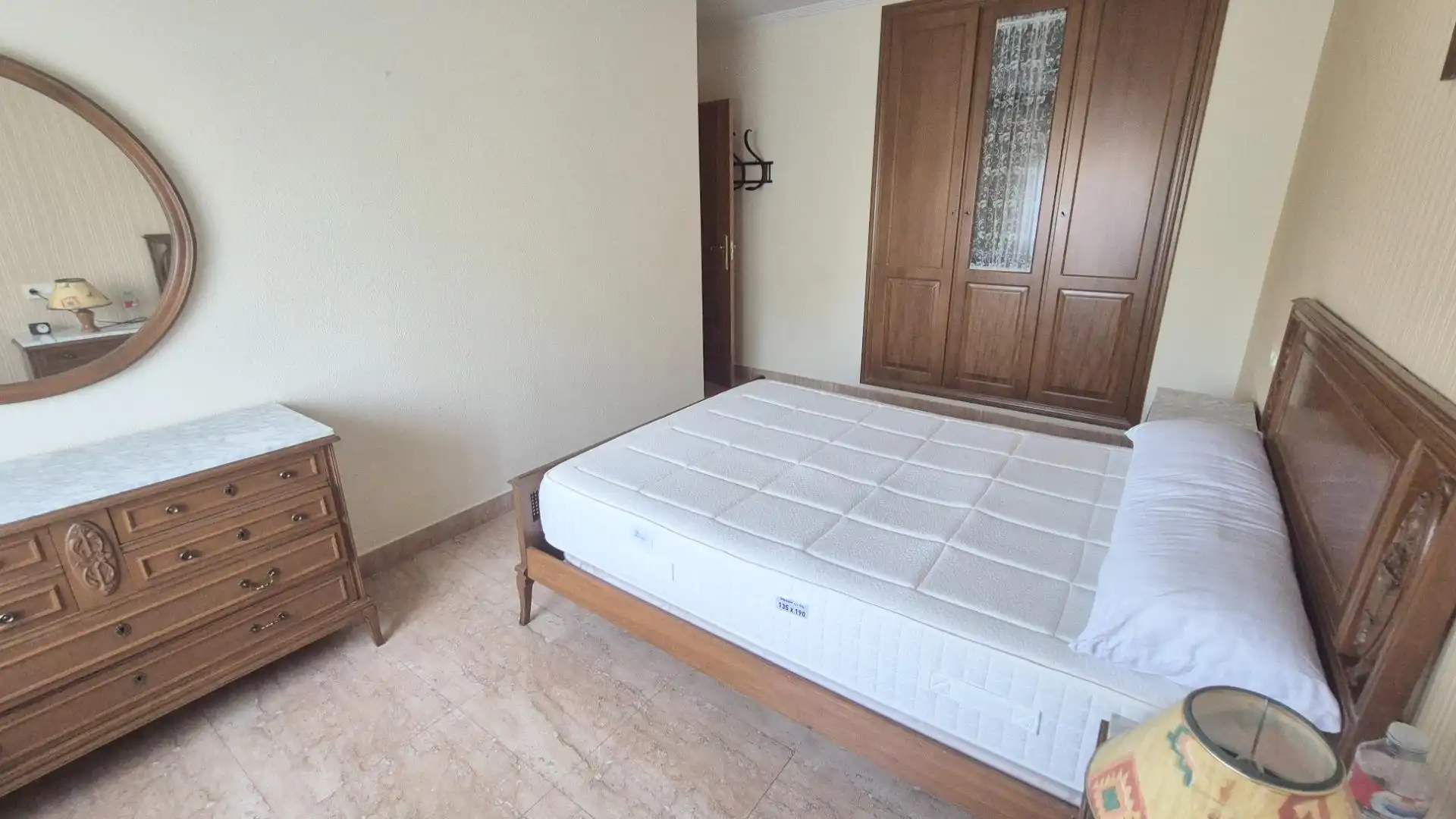 Bedroom of Flat for sale in Salamanca  with Heating and Balcony