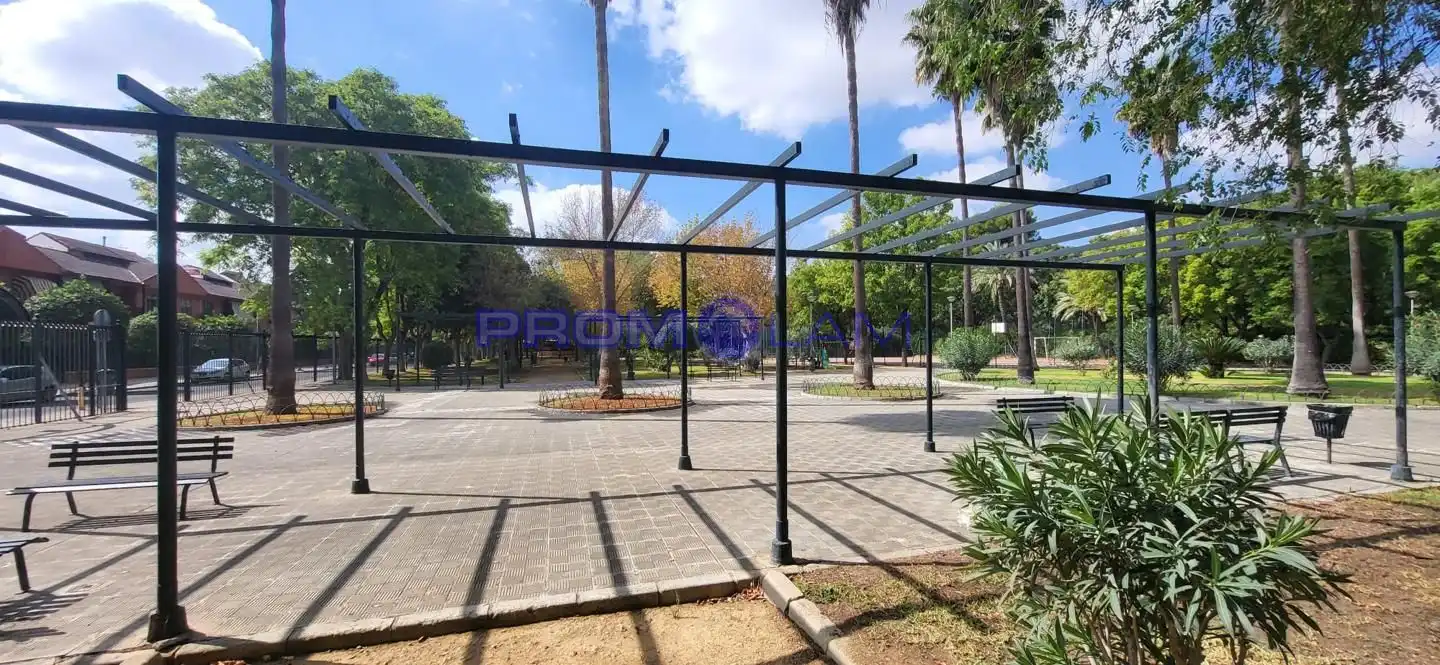 Parking de Planta baja en venta en Sevilla