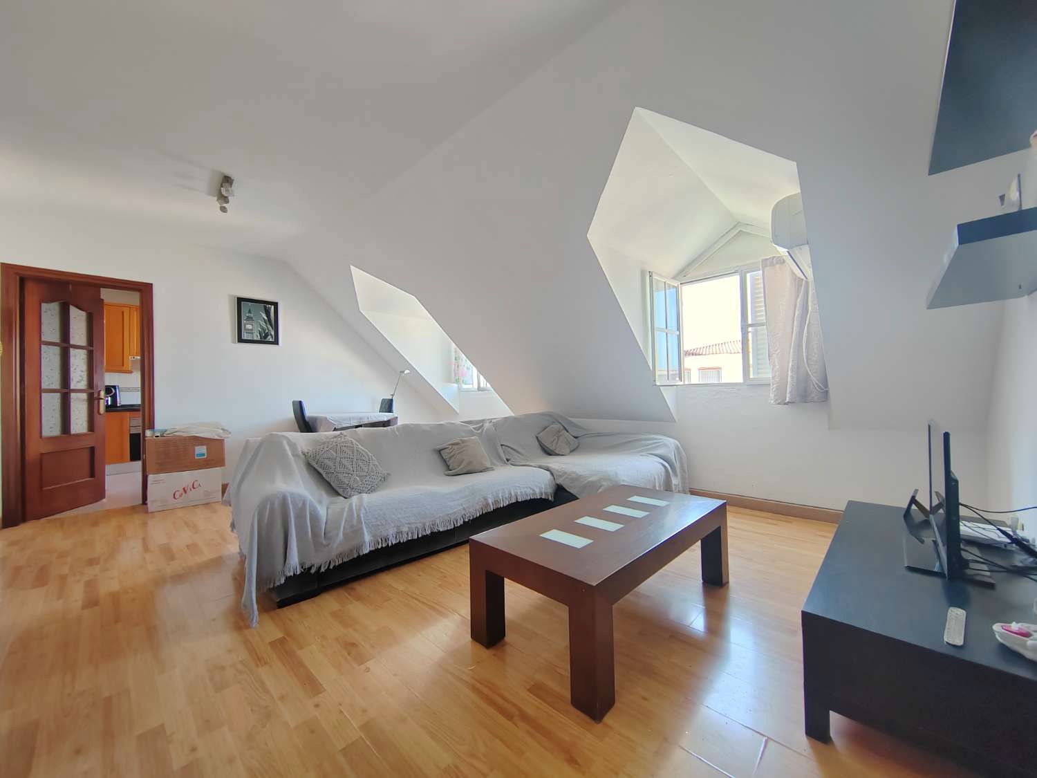Sala d'estar de Apartament de lloguer en Vélez-Málaga amb Aire condicionat i Moblat