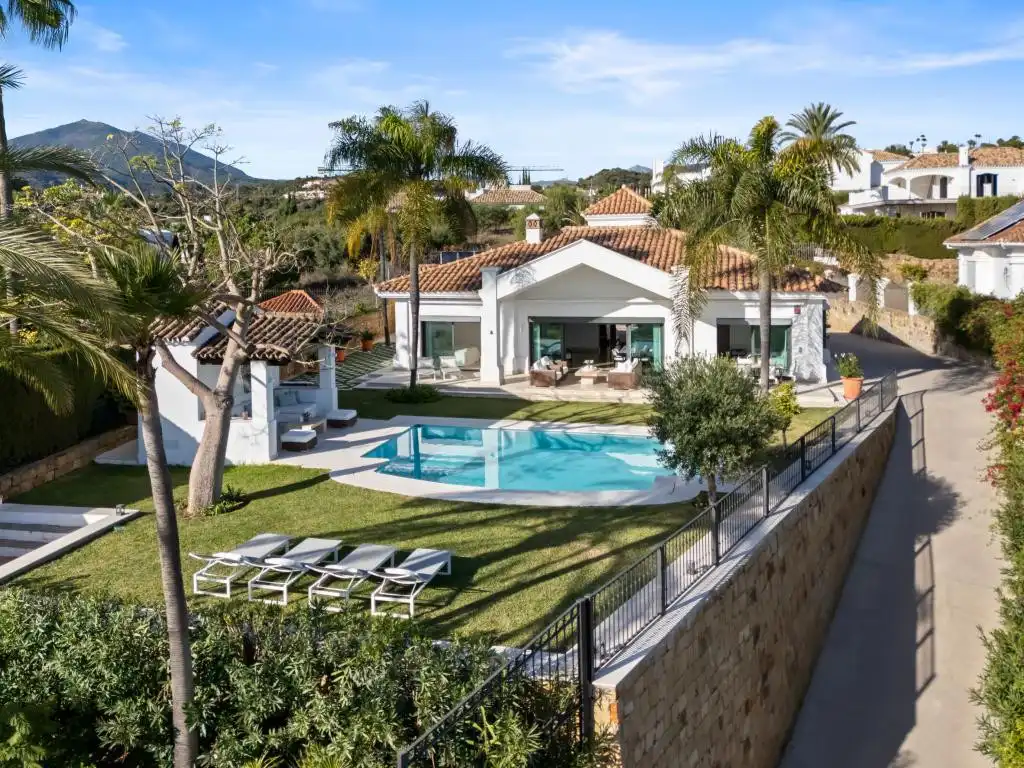 Casa con piscina en venta en Nueva Andalucía, imagen 4
