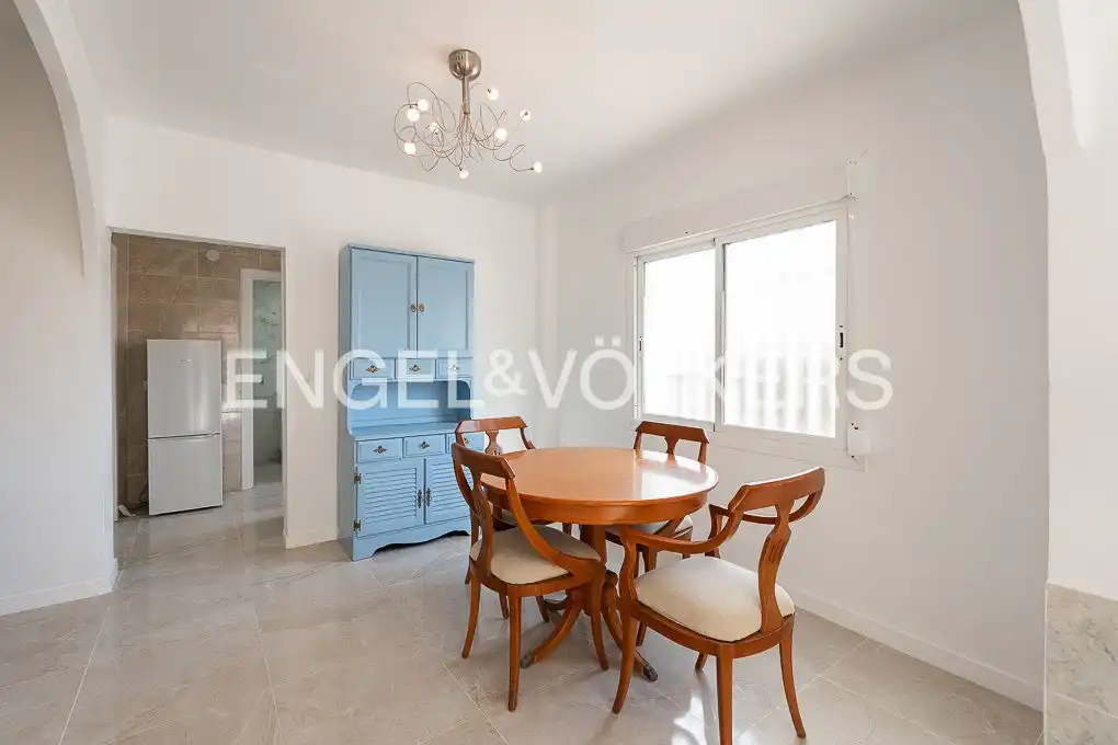 Dining room of Houses for sale in Valencia  with Heating, Terrace and Furnished