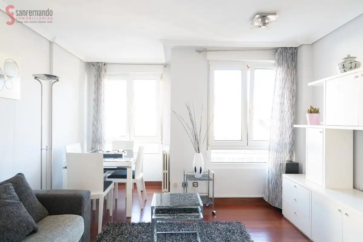 Sala de estar de Apartamento en venta en Santander con Calefacción, Parquet y Trastero