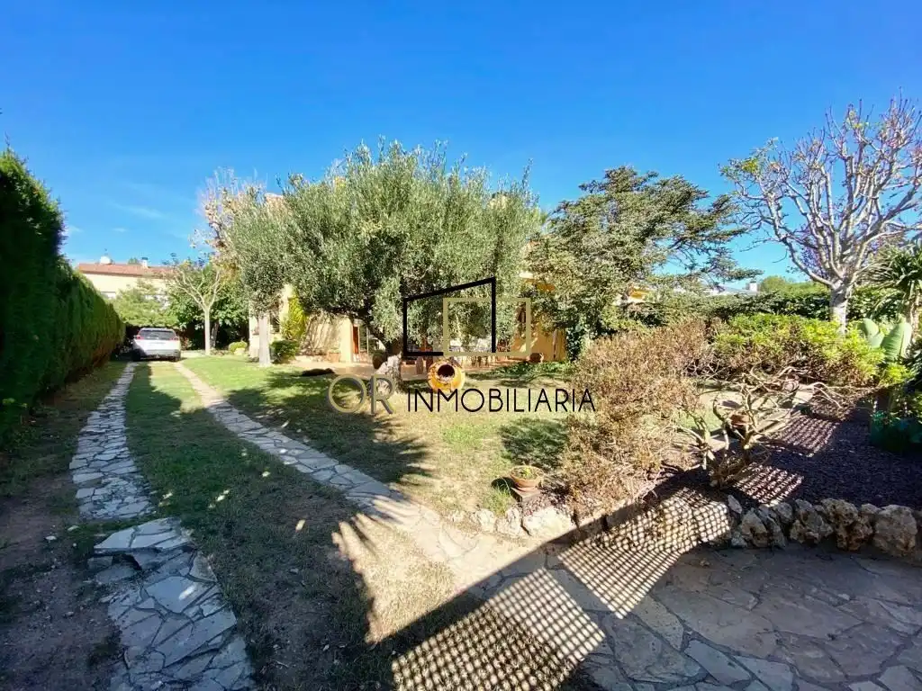 Casa con terraza en venta en Pacs del Penedès, imagen 4