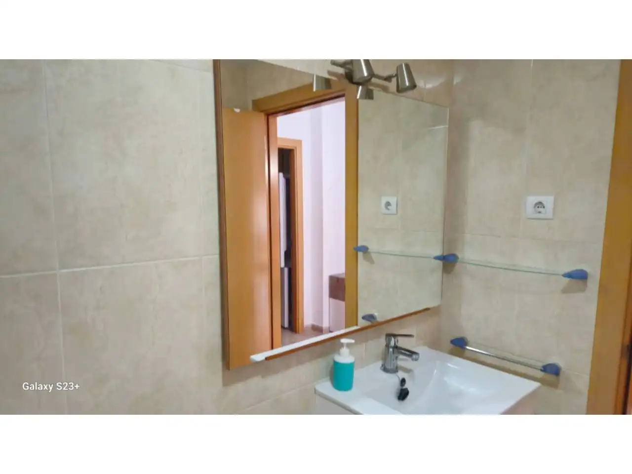 Bathroom of Flat for rent in Cubelles  with Air Conditioner, Heating and Terrace