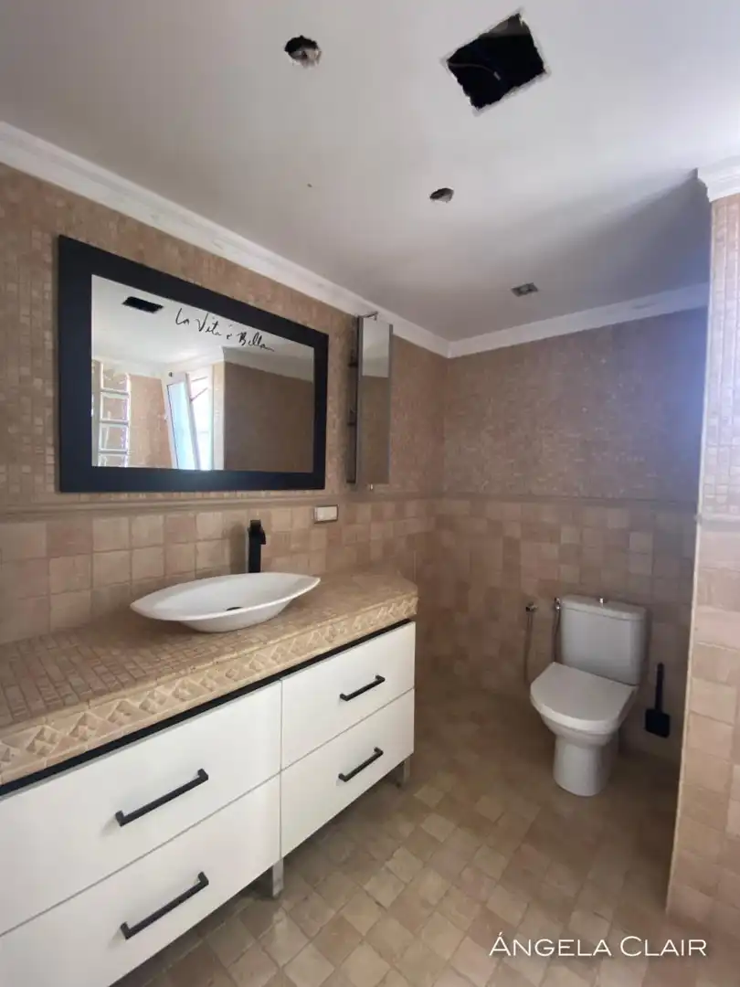 Bathroom of Flat for sale in Terrassa  with Terrace