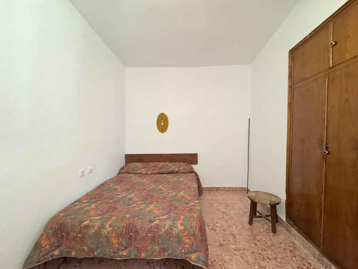 Bedroom of Country homes for sale in Poyales del Hoyo  with Air Conditioner, Terrace and Storage room
