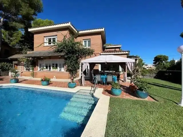 Exterior view of Detached homes for sale in Tarragona  with Heating, Terrace and Storage room