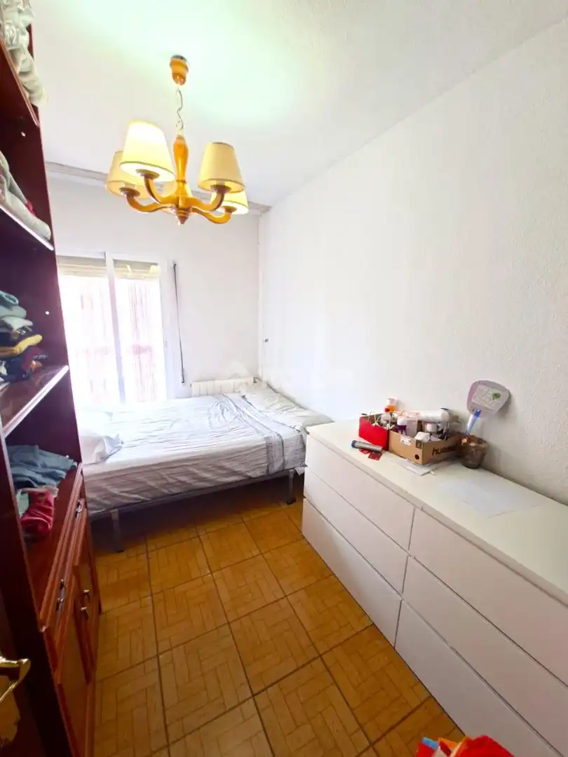 Schlafzimmer von Wohnung zum Verkauf in Parla mit Klimaanlage und Terrasse