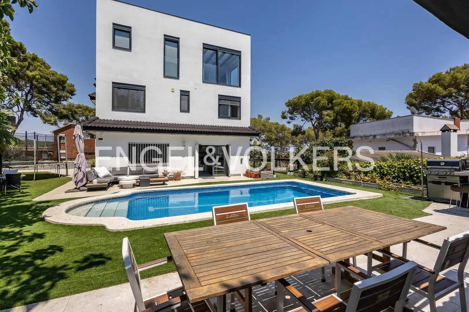 Exterior view of Houses for sale in Castelldefels  with Air Conditioner, Heating and Swimming Pool