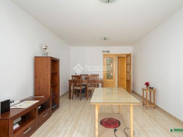 Casa pareada con balcón en venta en Arboleas