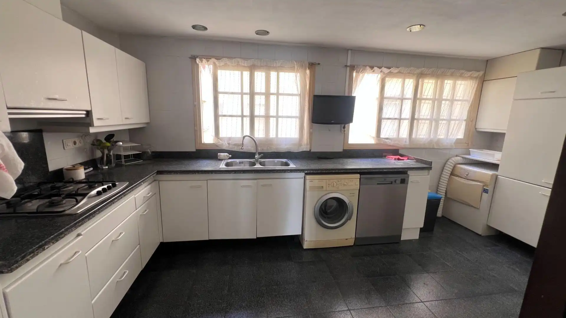 Küche von Wohnung zum Verkauf in Gandia mit Terrasse