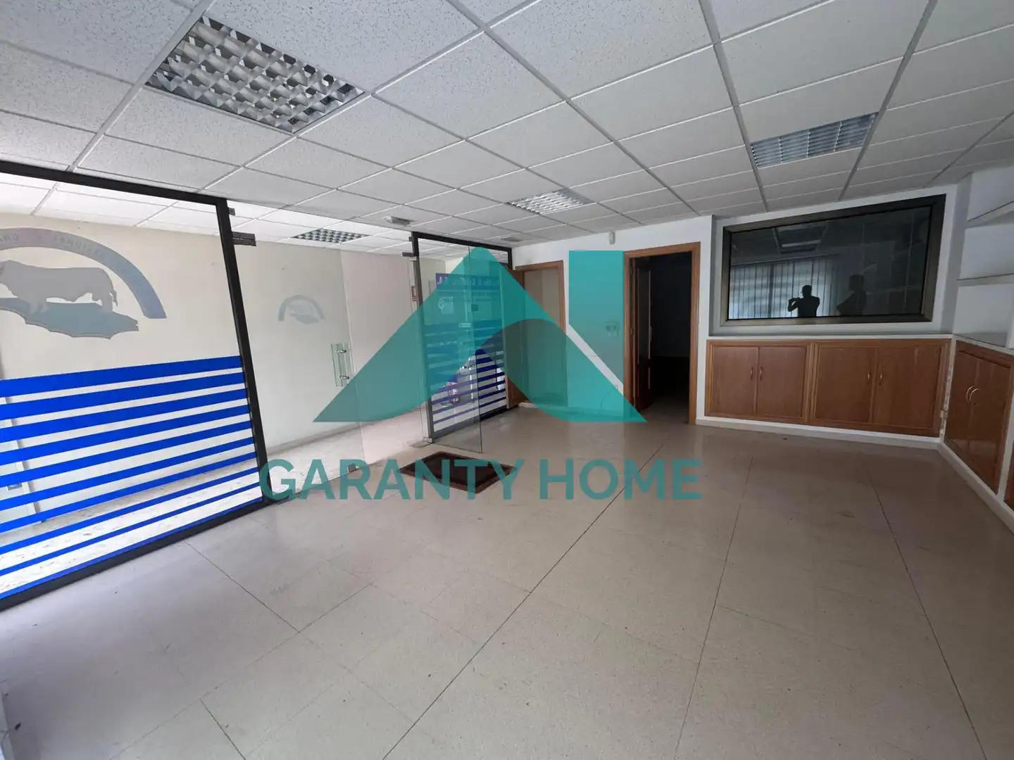Office for rent in Cáceres  with Air Conditioner and Heating