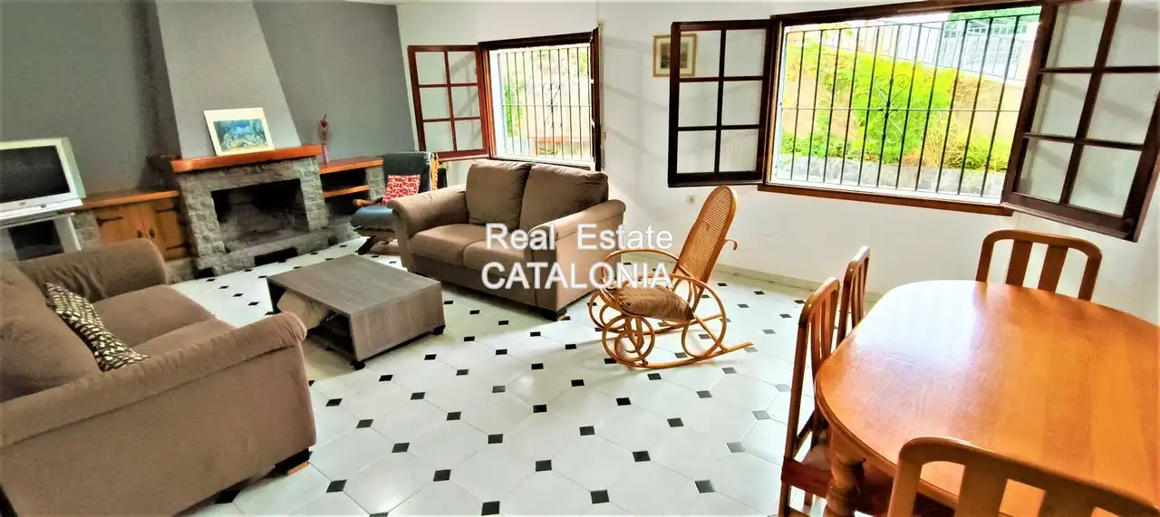 Vista exterior de Casa o xalet en venda en Maçanet de la Selva amb Calefacció, Jardí privat i Terrassa