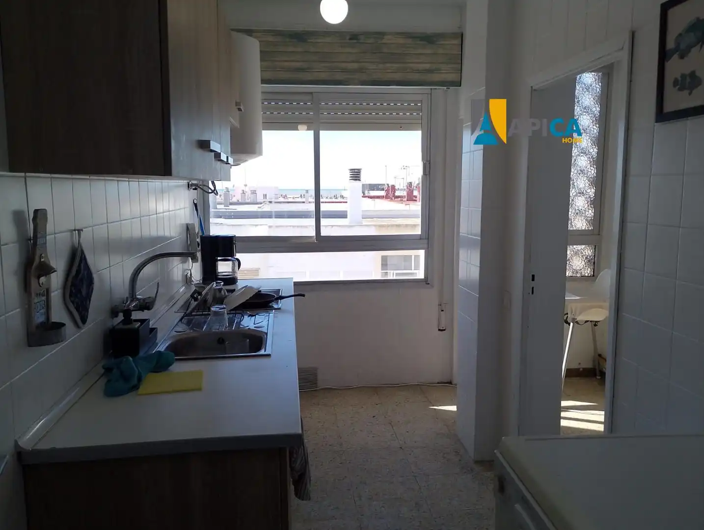 Küche von Wohnung zum Verkauf in Barbate mit Terrasse, Abstellraum und Möbliert