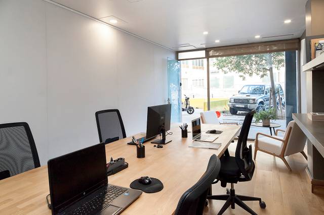 Local comercial en Alquiler en Carrer de Déu i Mata, 152 en Barri de les Corts