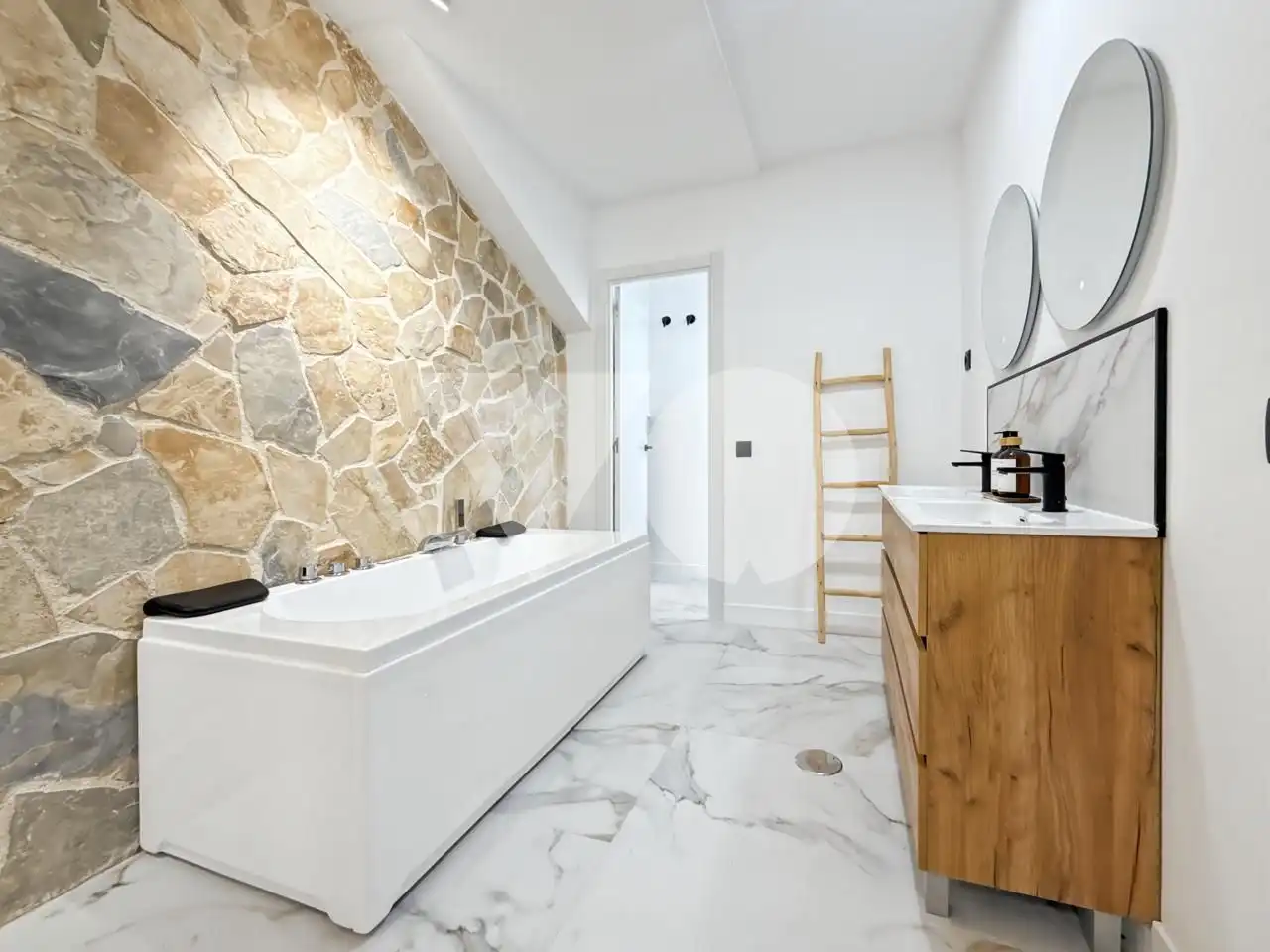 Bathroom of Ground floor for sale in San Sebastián de los Reyes  with Heating and Furnished