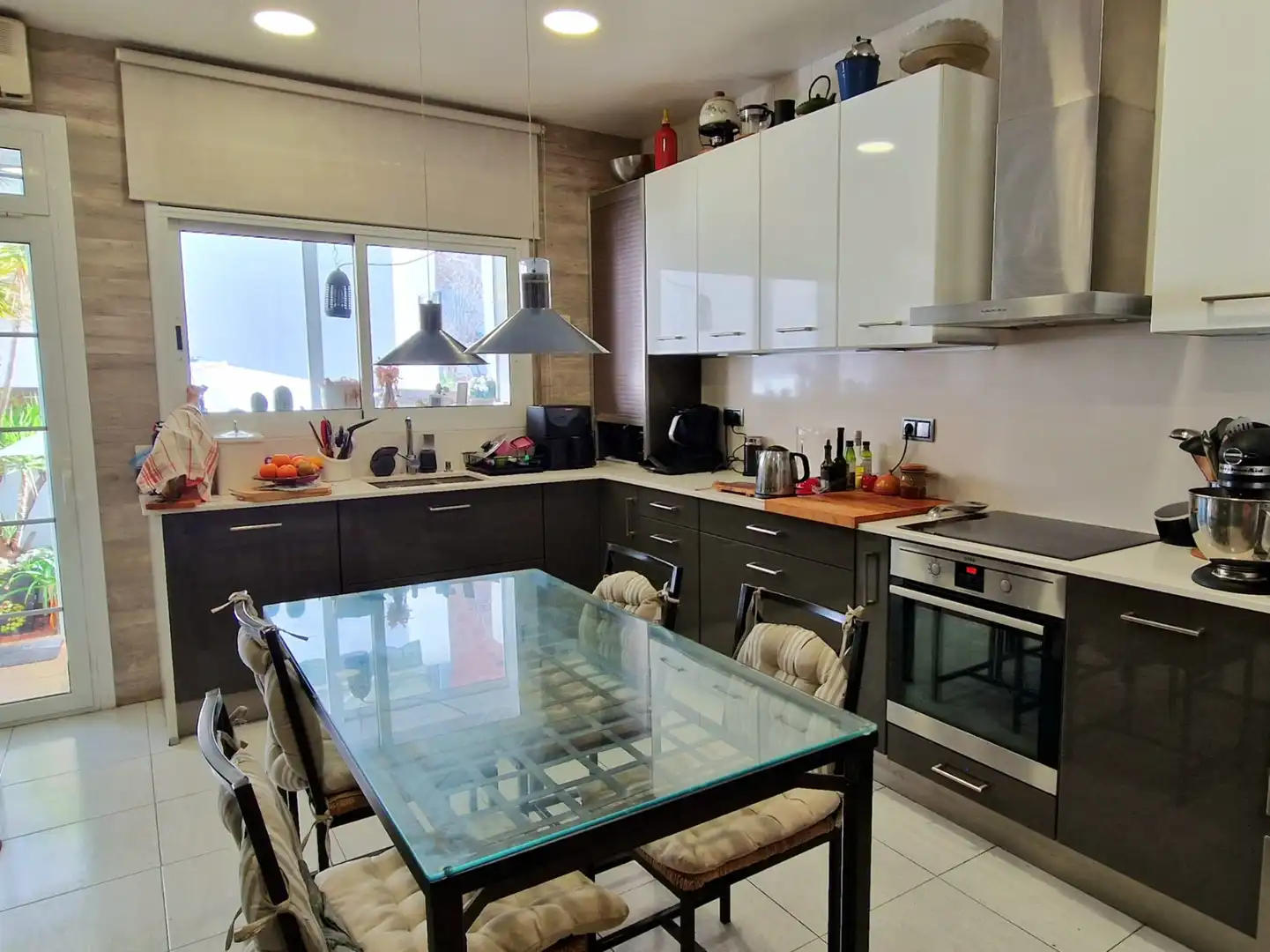 Kitchen of Single-family semi-detached for sale in  Barcelona Capital  with Air Conditioner, Heating and Parquet flooring