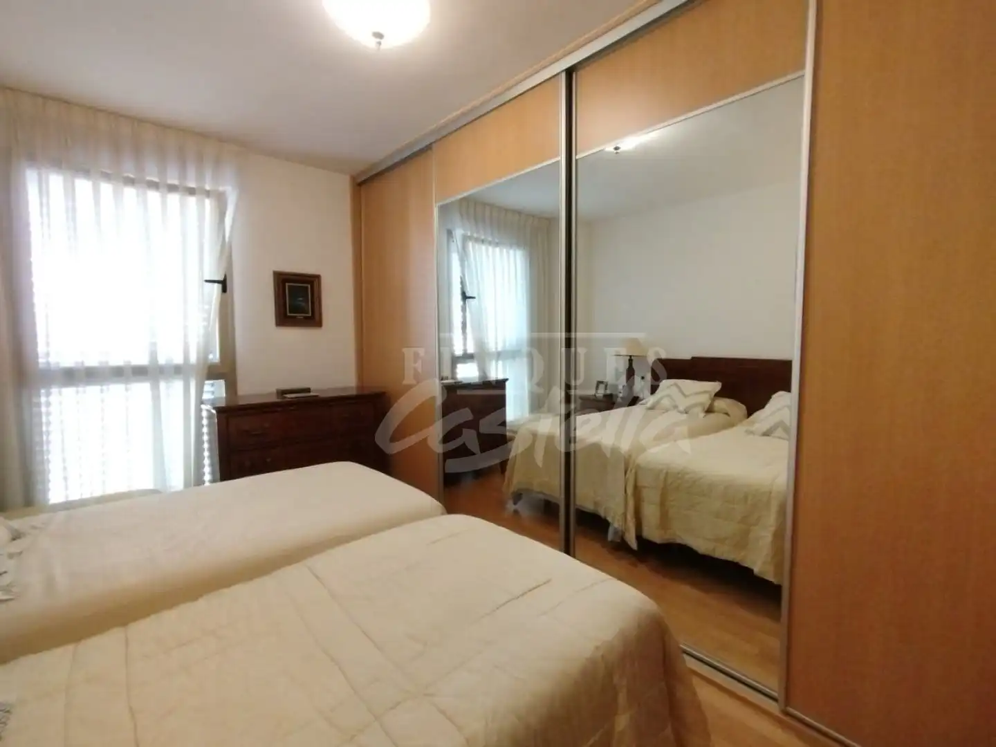 Habitación de Piso en venta en Mataró con Aire acondicionado, Calefacción y Terraza