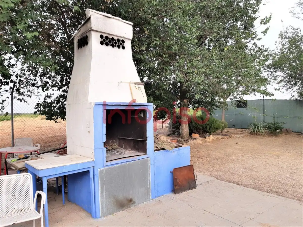 Casa rústica amb piscina en venda a Valdepeñas, imagen 12