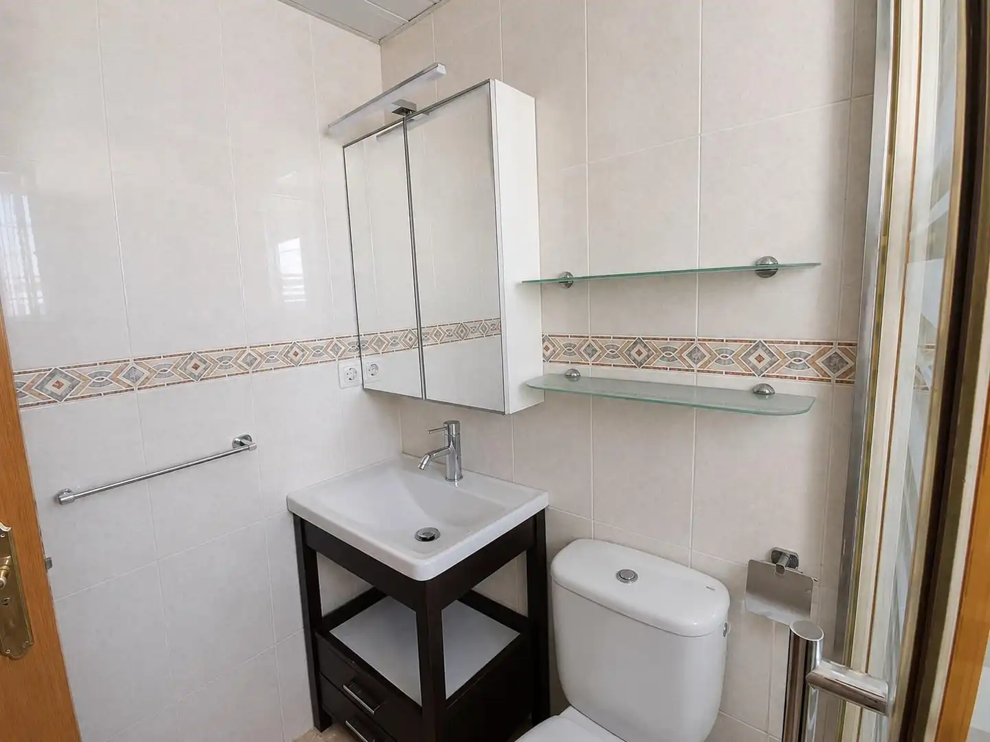 Baño de Ático en venta en Málaga con Aire acondicionado, Terraza y Trastero