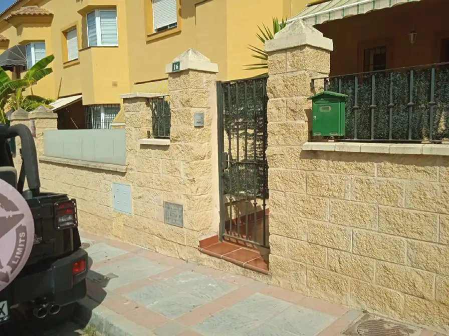 Vista exterior de Casa o xalet en venda en Fuengirola