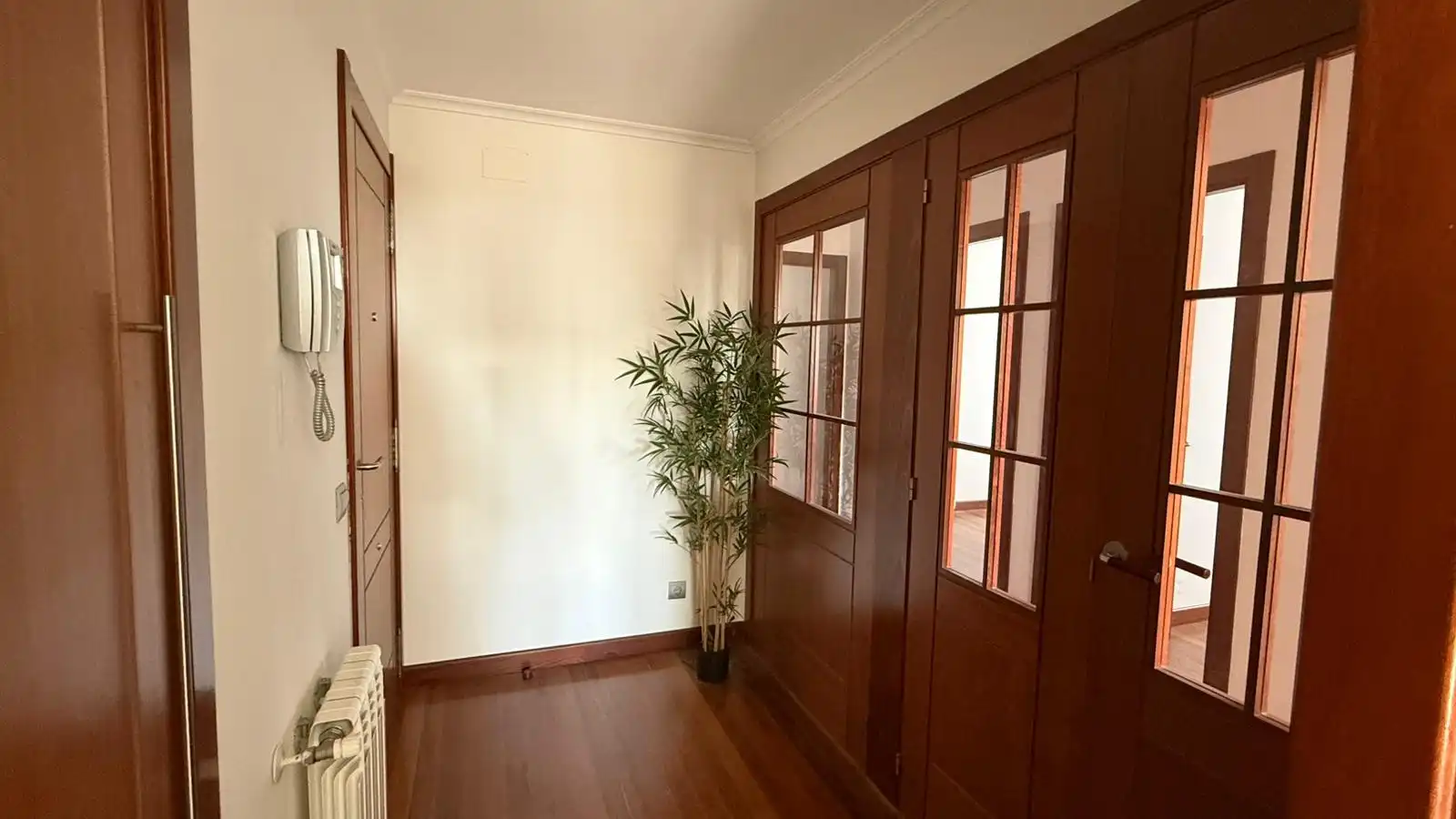 Wohnung zur Miete in Santander mit Heizung, Privatgarten und Abstellraum