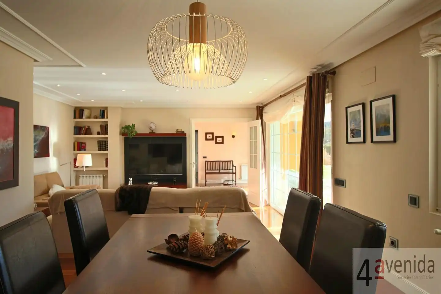 Dining room of Houses for sale in Las Regueras    with Heating, Private garden and Swimming Pool