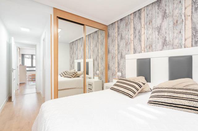 Piso en Venta en Plaza ARZ. GABINO DIAZ MERCHAN, 2 en Vallobín