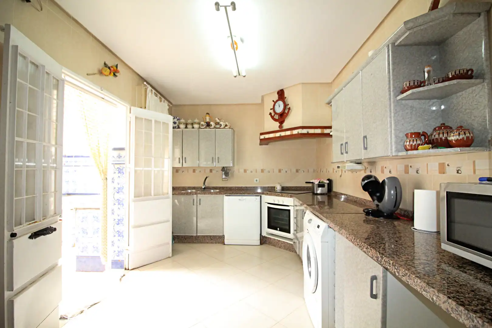 Cocina de Casa adosada en venta en Punta Umbría con Aire acondicionado, Terraza y Trastero