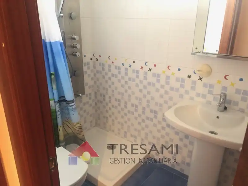 Bathroom of Flat for rent in Gijón   with Heating