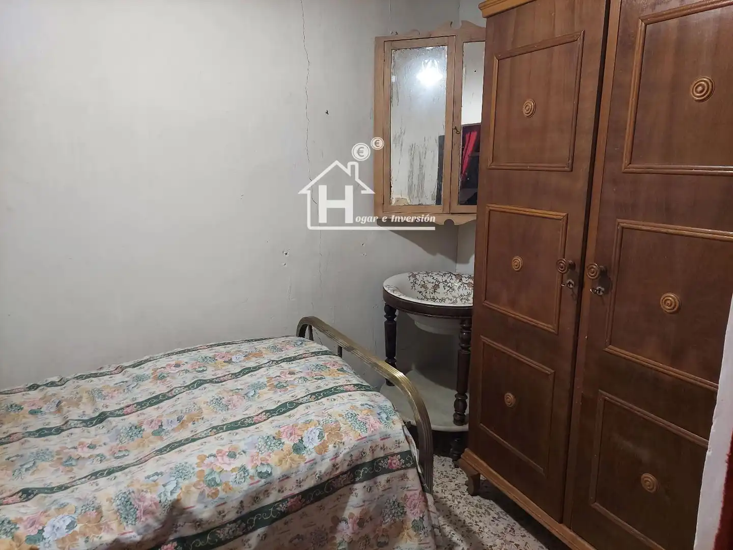 Habitación de Casa o chalet en venta en Millana con Jardín privado, Piscina y Balcón